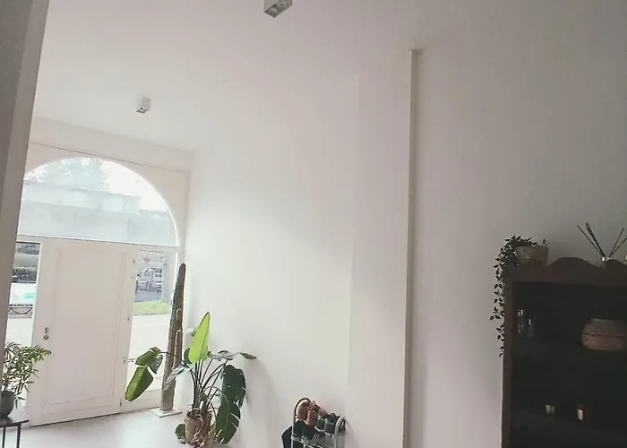 Mi Casa Es Su Casa * Ghent