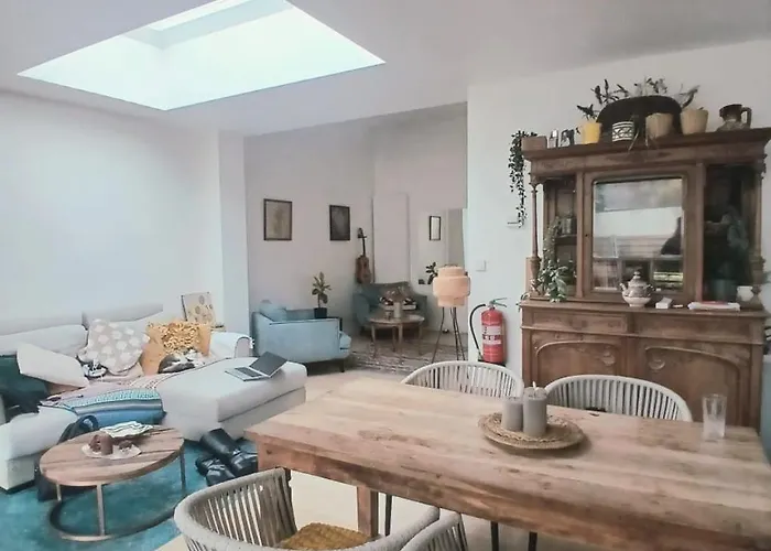 Mi Casa Es Su Casa *