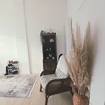 Mi Casa Es Su Casa * Gandawa