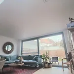 Mi Casa Es Su Casa